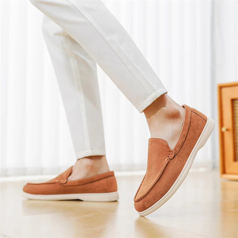 Men's Walking Shoes Suede Pointed Loafers Lightweight Non-slip Sports Shoes